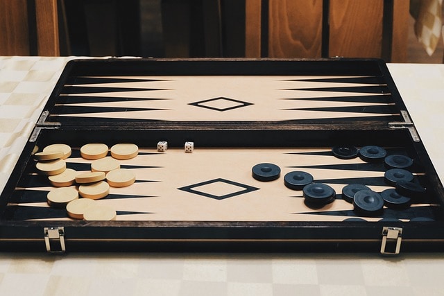 Backgammon Strategy: Master Tips to Dominate the Board